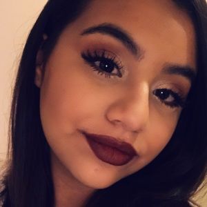 Meet your Posher, Rocio